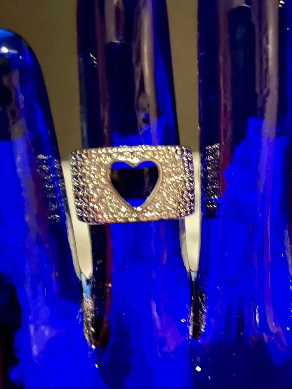 Heart Cutout Wide Band Ring - Silver sz 6 - Picture 2 of 7